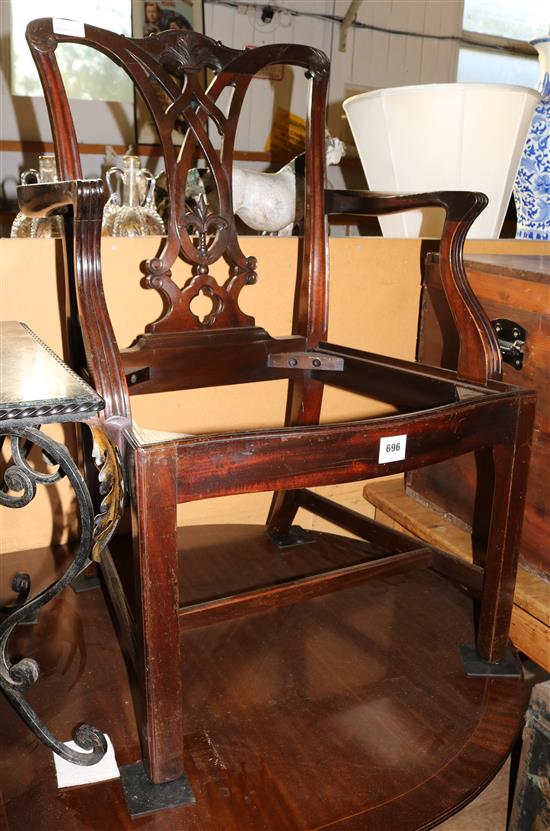Chippendale style chair (no seat)(-)